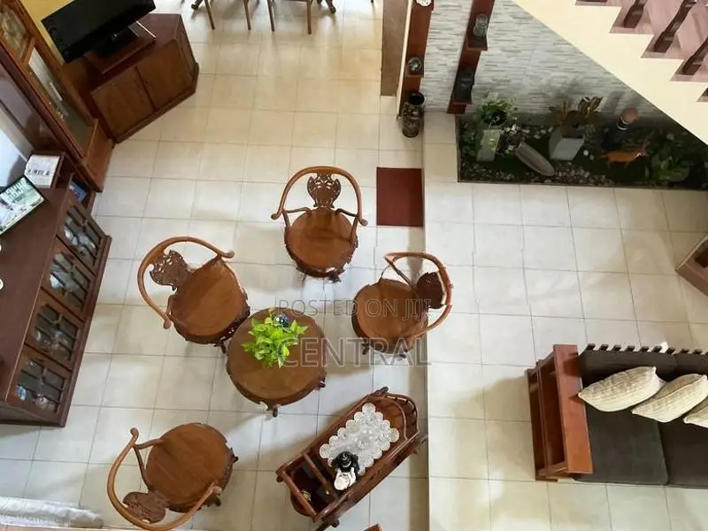 Luxurious 5 Bedroom 3-Story House for Sale in Paliyawatta (C7-5614)