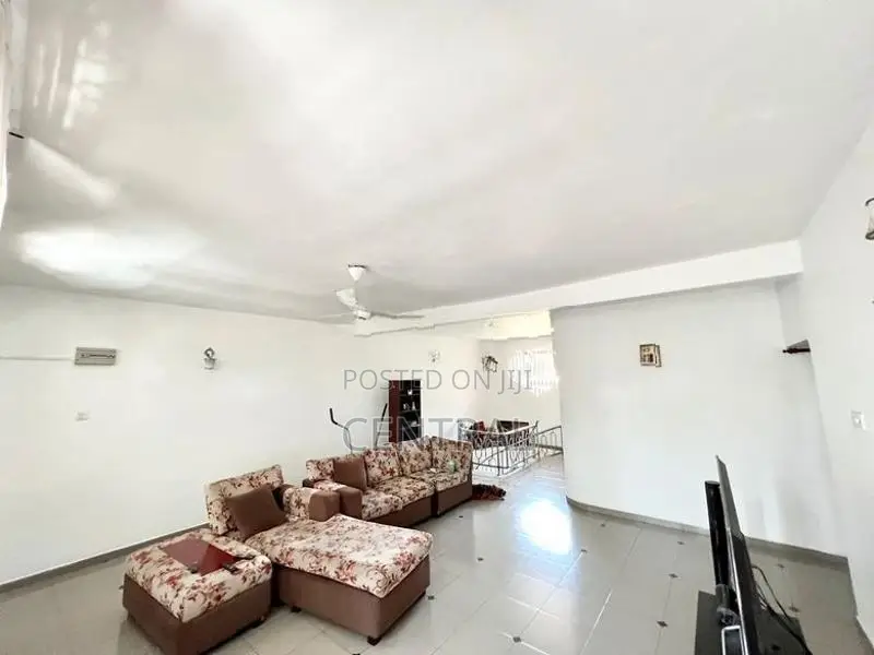 LUXURY 5 BEDROOM HOUSE FOR SALE IN WATTALA (C7-6226)