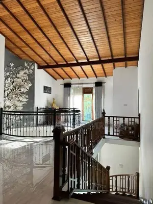 Luxury Multi-Level House for Sale – Ampitiya Road, Kandy