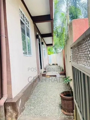 House for Sale in Enderamulla, Wattala (C7-7188)