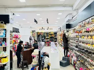 3 STORIED COMMERCIAL BUILDIND FOR RENT COLOMBO 2 AS2697