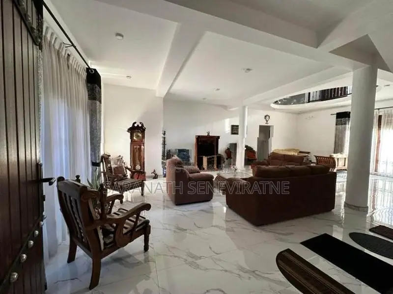 Luxury Multi-Level House for Sale – Ampitiya Road, Kandy