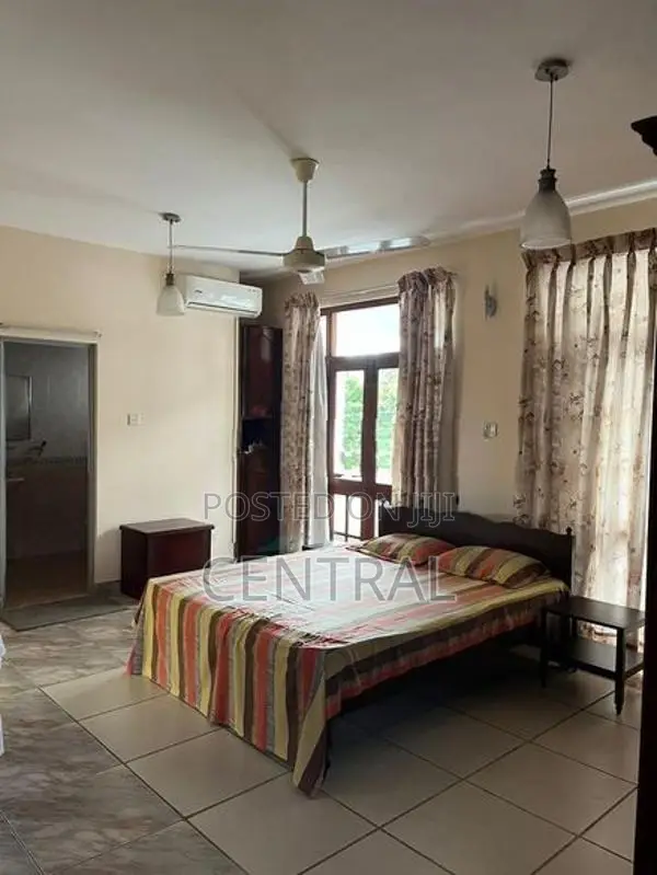 Super Valuable 3-Story House for Sale in Mabola, Wattala (C7-9003)