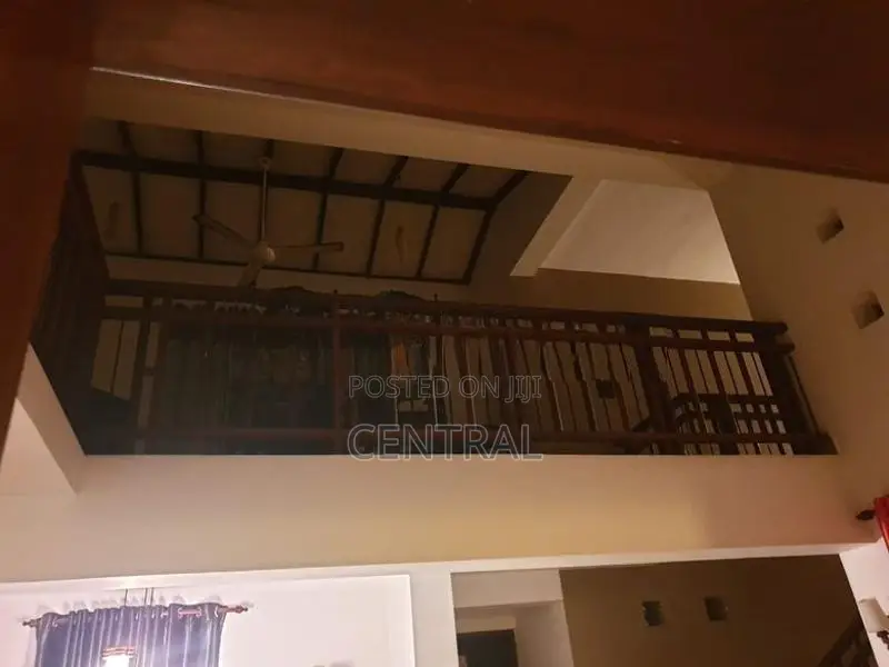 Beautiful Two storey House for sale in Wattala (C7-3026)