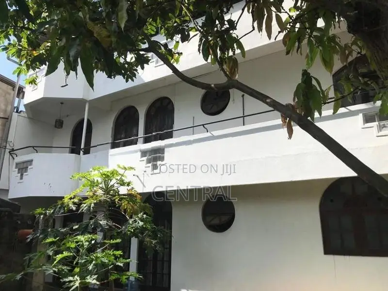LUXURY 5 BEDROOM HOUSE FOR SALE IN WATTALA (C7-6226)