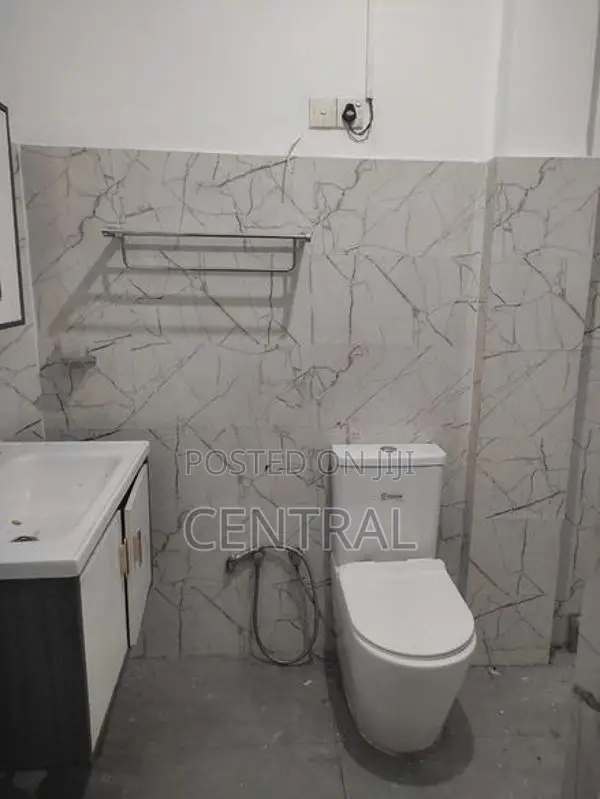 4 Bedroom House for Sale Kuda Edanda Road, Wattala (C7-8360)