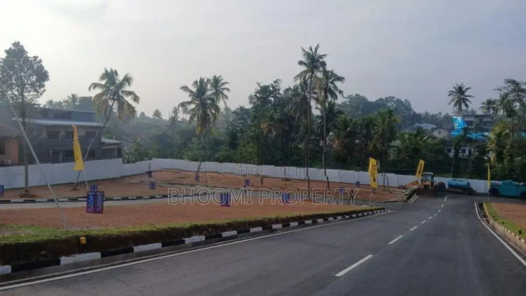 Amazing land for sale Kadawatha