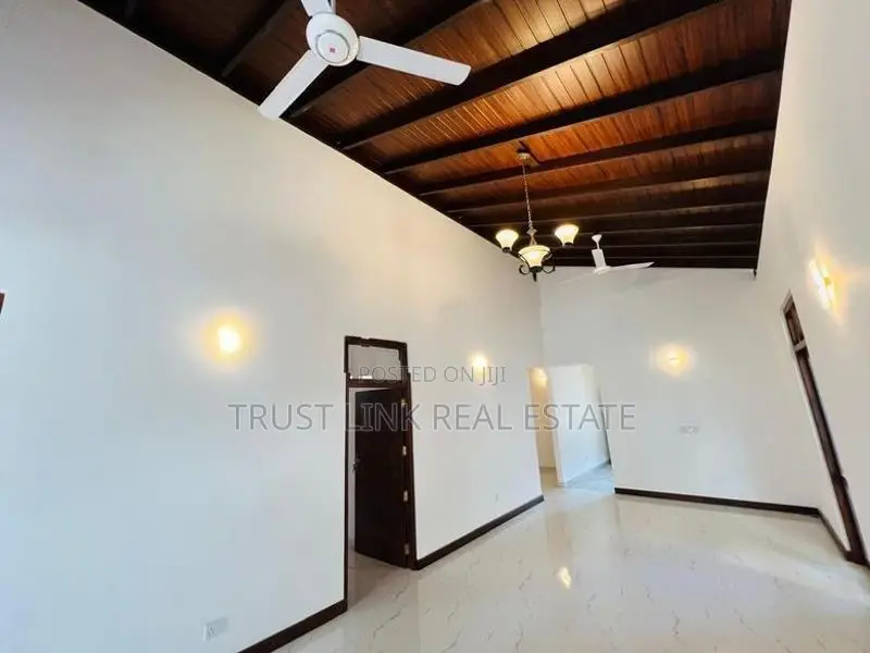 Brand New Single Storey House for Sale in Kadawatha [ref No.: 2621]