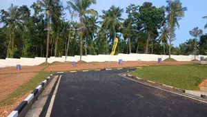 Amazing land for sale Kadawatha