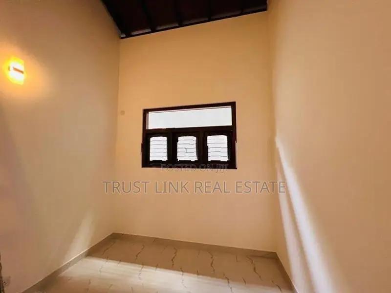 Brand New Single Storey House for Sale in Kadawatha [ref No.: 2621]
