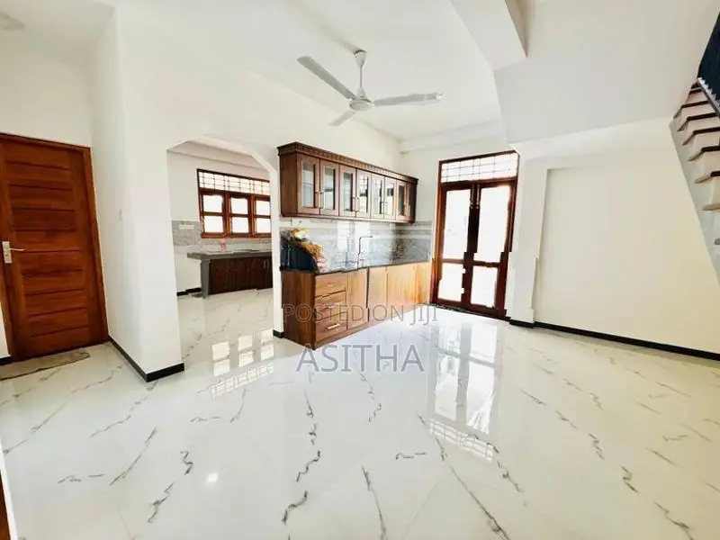 11 Perch Brand New Two Storey House in Kesbawa