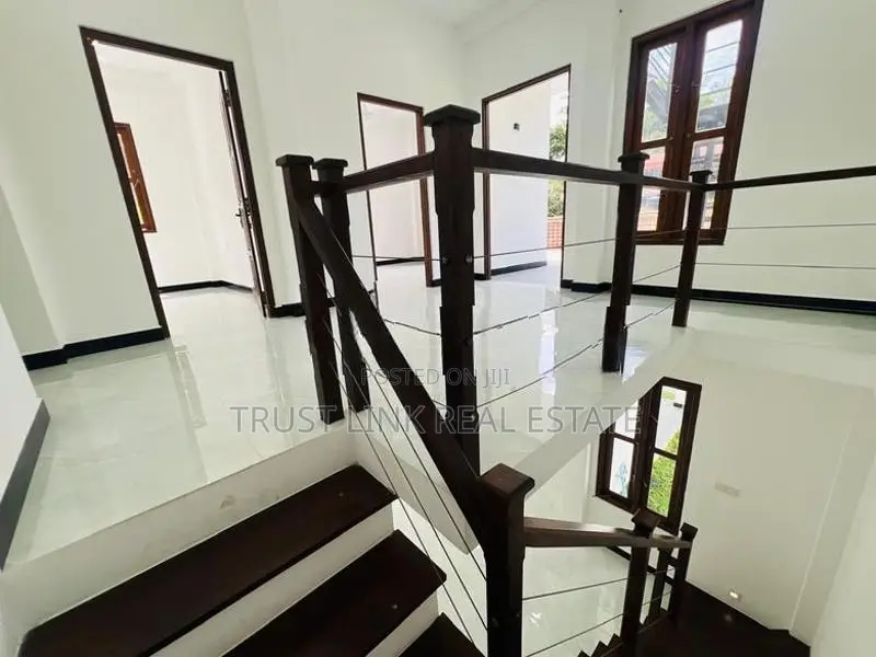 2 Storey House with Swimming Pool for Sale in Sapugaskanda