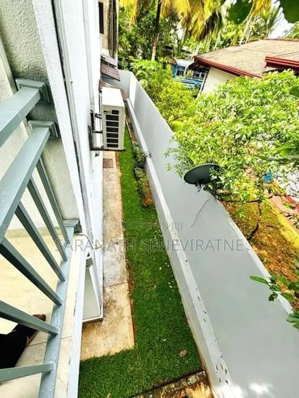 House With SOLAR SYSTEM - Homagama Near Base Hospital Road