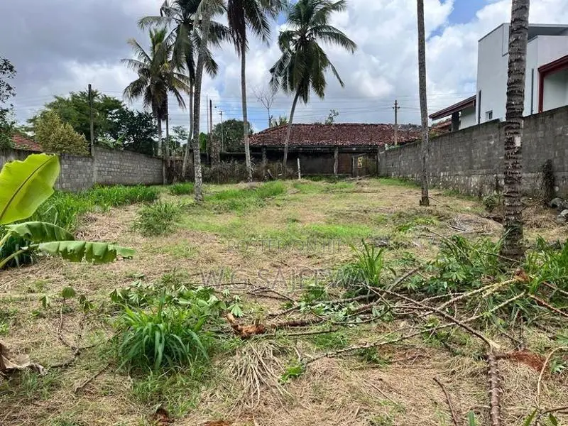 20 Perch Land for Sale in Kadawatha