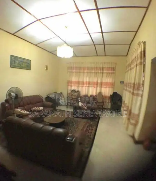 Modern House for Sale – Katugastota, Kandy