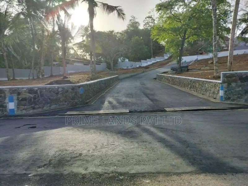 Lands Near Karapitiya Hospital