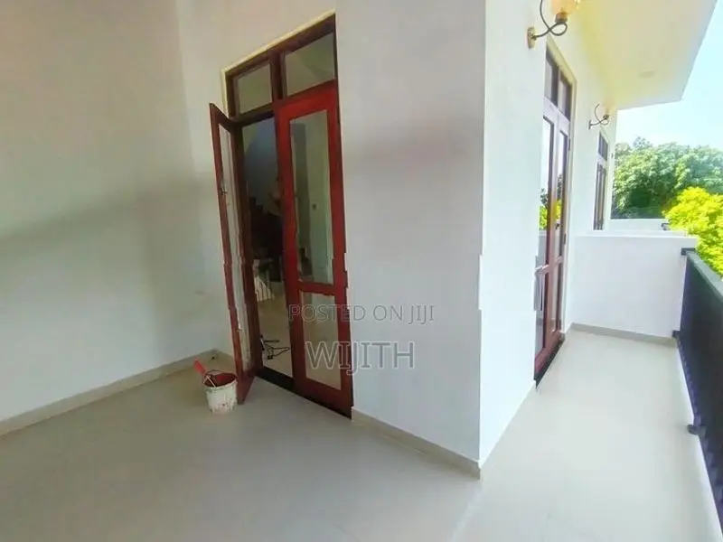 SUPAR BRAND NEW TWO STOREY HOUSE FOR SALE IN KOTTAWA