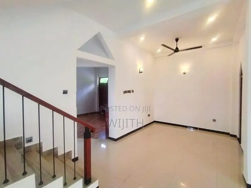 SUPAR BRAND NEW TWO STOREY HOUSE FOR SALE IN KOTTAWA