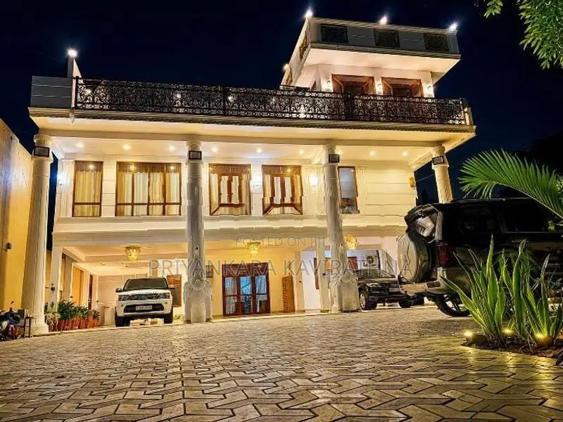 27.5 Perches - Super Luxury 3 Storied House in Kandana