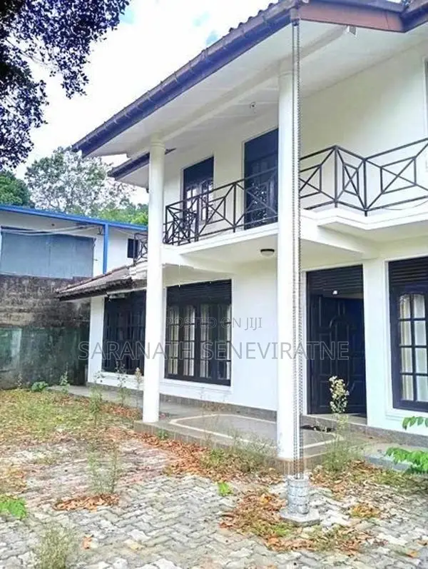 House for Sale – Megoda Kalugamuwa, Kandy Kundasale