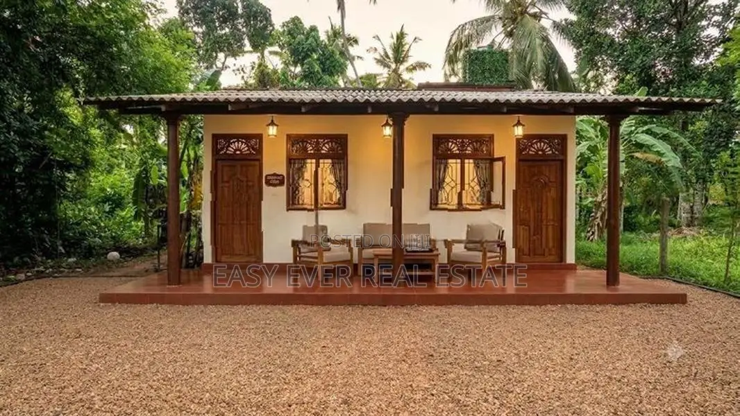 නිට්ටඹුව – වතුපිටිවලින් වටිනා නිවසක් / HS 14781