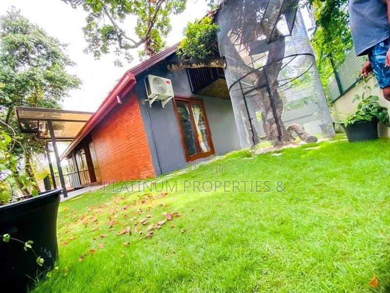 Brand New Super Luxury Villa / House For Sale In Bandaragama Mahabella