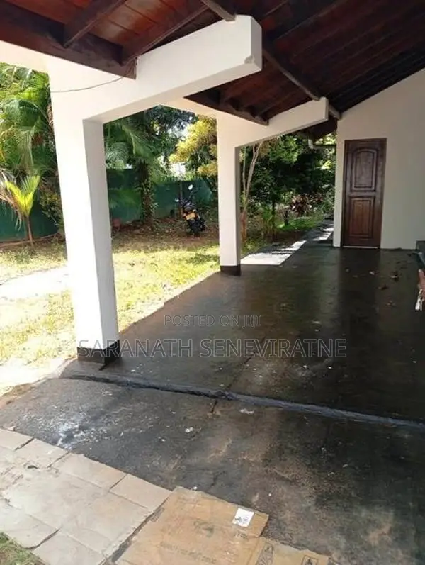 House for Sale – Megoda Kalugamuwa, Kandy Peradeniya