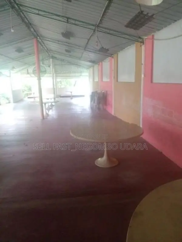 Commercial Space for rent