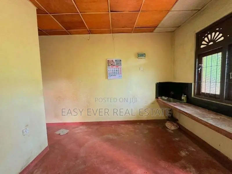 නිට්ටඹුව – වතුපිටිවලින් වටිනා නිවසක් / HS 14781