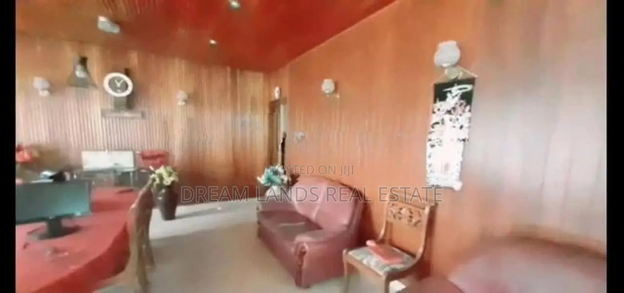 Two story villa type house with one acre land for sale Kaduganawa