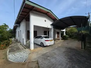 House in – Royal Kingdom Housing Scheme, Pitiyegedara, Wattegama Kandy