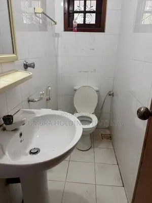Office/Shop For Rent In Colombo 5 - 532U