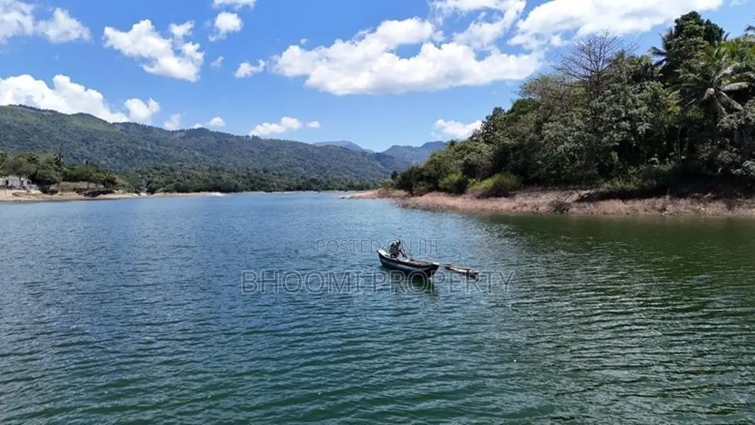 දිගනේ සුපිරි වටිනාකමක් සහිත ඉඩම් විකිණීමට