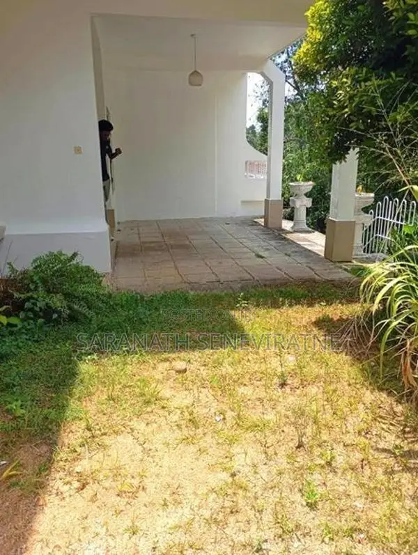 House for Sale – Megoda Kalugamuwa, Kandy Peradeniya