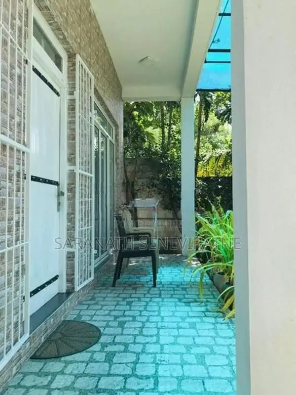 Luxury House with Private Swimming Pool for Sale – Gurudeniya, Kandy