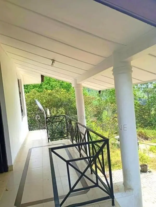House for Sale – Megoda Kalugamuwa, Kandy Kundasale