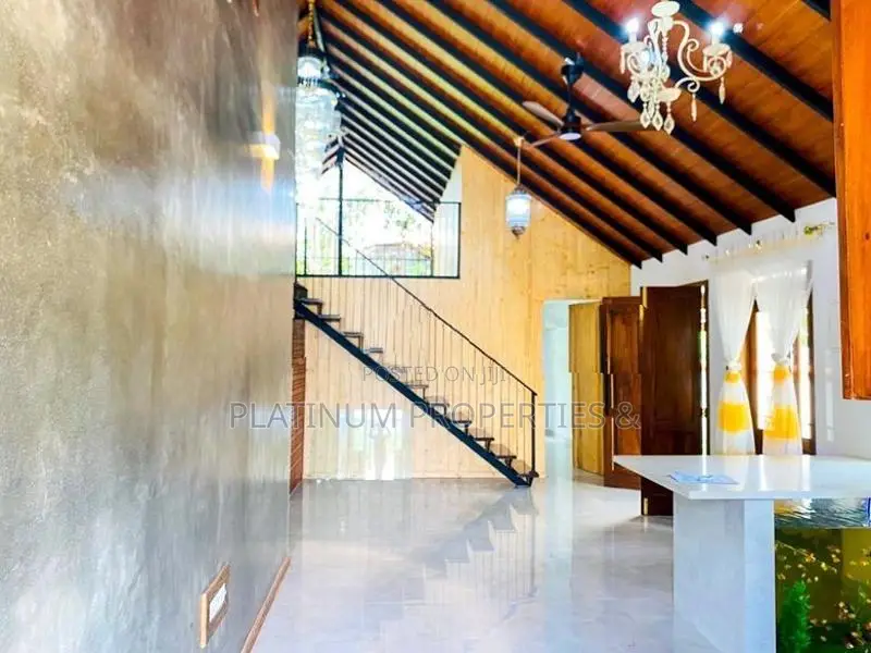 Brand New Super Luxury Villa / House For Sale In Bandaragama Mahabella
