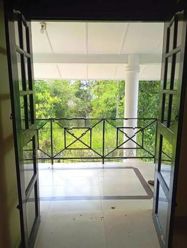 House for Sale – Megoda Kalugamuwa, Kandy Kundasale