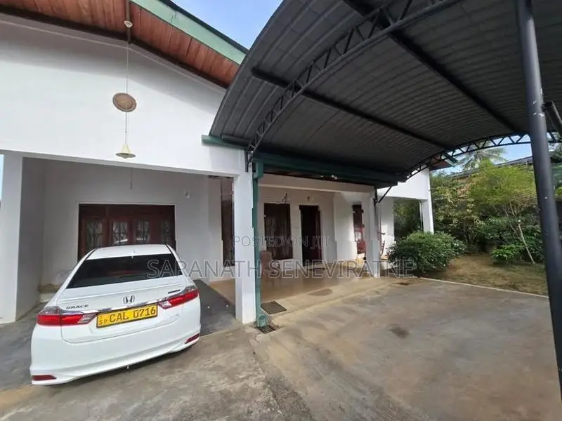 House in – Royal Kingdom Housing Scheme, Pitiyegedara, Wattegama Kandy