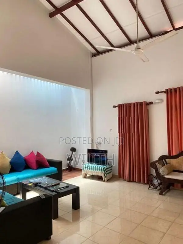 පදිංචියට සෑදු තනිමහල් නිවසක් විකිනිමට කොටිටාවෙි පොල්ගස්ඕවිට මාර්ගයේ