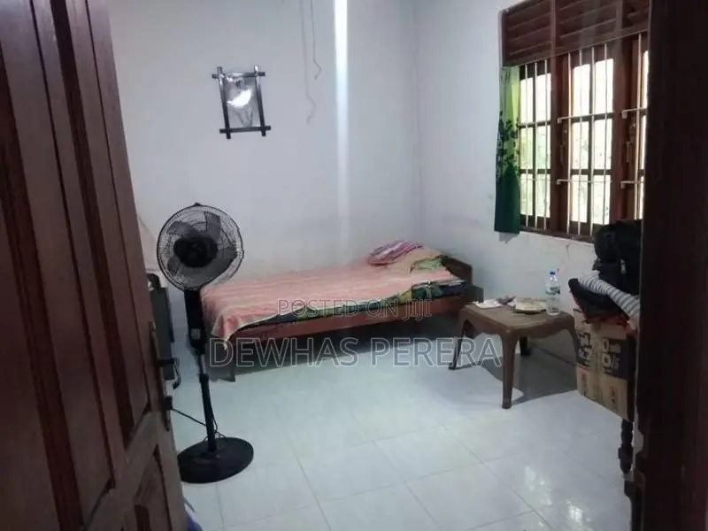 2 story house for sale ganemulla gampha road