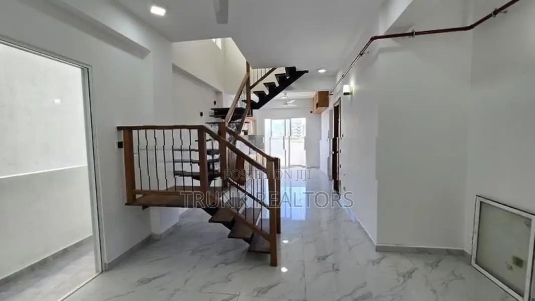 Royal Tower 04BR Duplex Apartment For Sale Colombo 6 (NK11448)