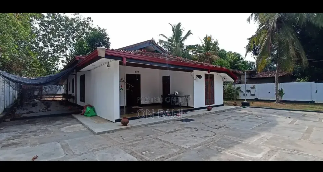 3bdrm House in Punchiwilluwa, Puttalam City for sale
