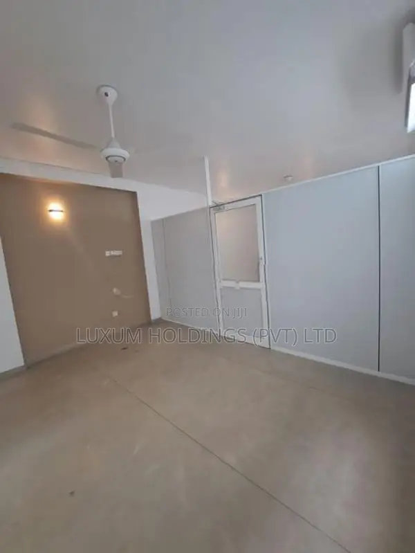 Fully A/C Office For Rent Facing 5th Lane Colombo 03 [ 1917C ]