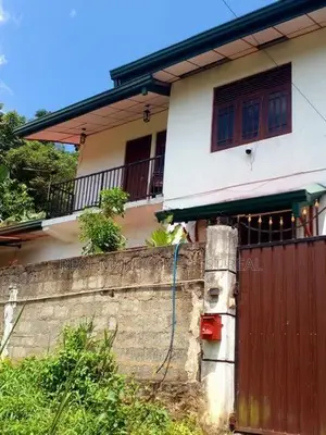 KEGALLE : 4-BR (22P) TWO-STOREY HOUSE FOR SALE IN PINNAWALA