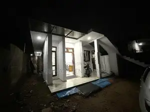 Modern House in Hokandara Talawathugoda With 1st Floor Slab