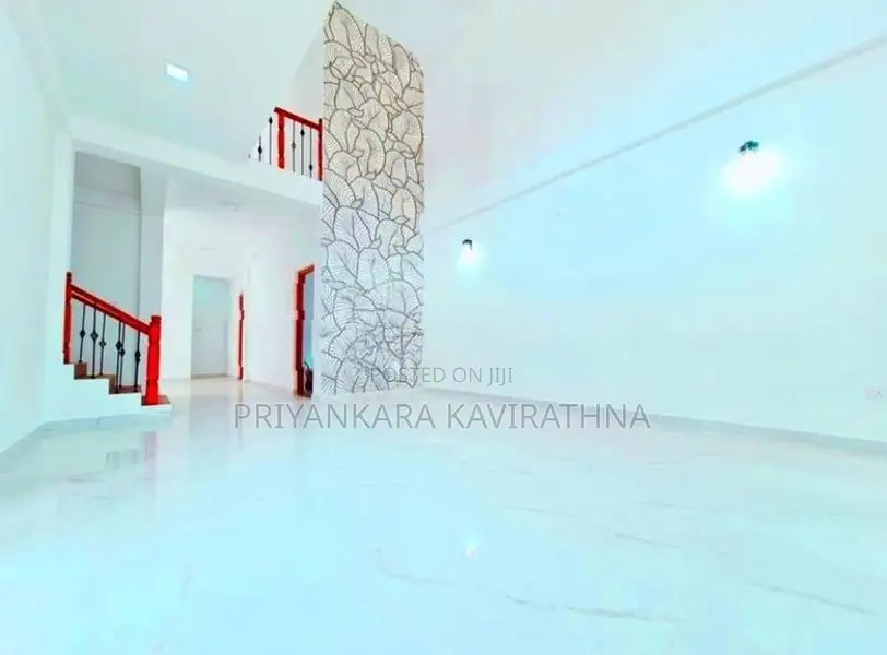 පර්චස් 15 අංගසම්පූර්ණ අලුත්ම තෙමහල් නිවස විකිනීමට - කැස්බෑව