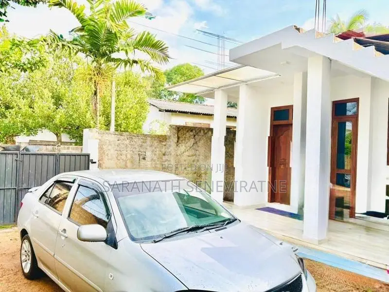 Modern House in Hokandara Talawathugoda With 1st Floor Slab