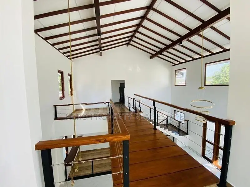 HAS217 - Elegant Luxurious Modern House for Sale in Piliyandala