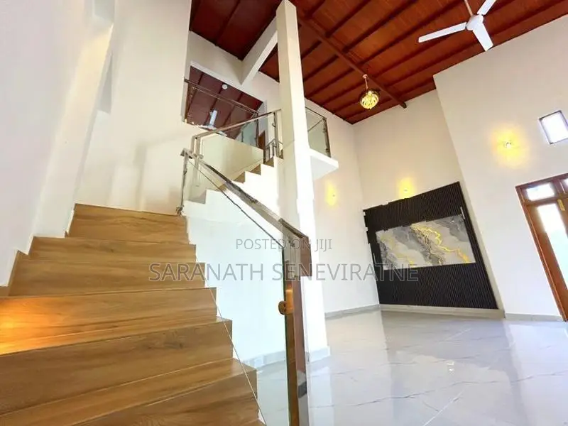 Brand New Modern House in Siyambalagoda Polgasowita